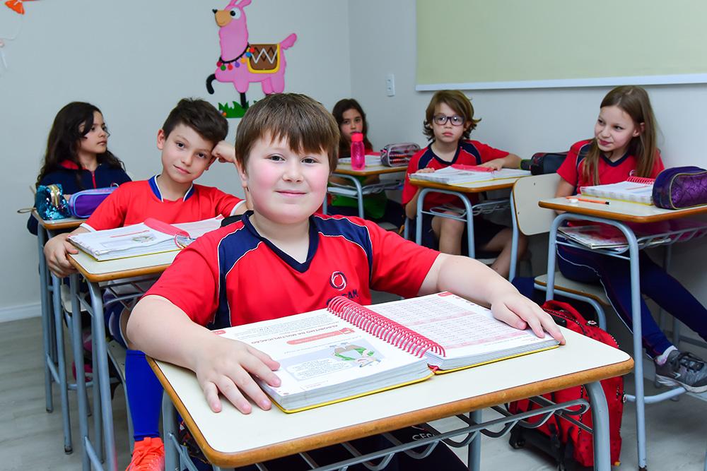 Diversão e multiplicação - CECAM - Colégio Bilíngue